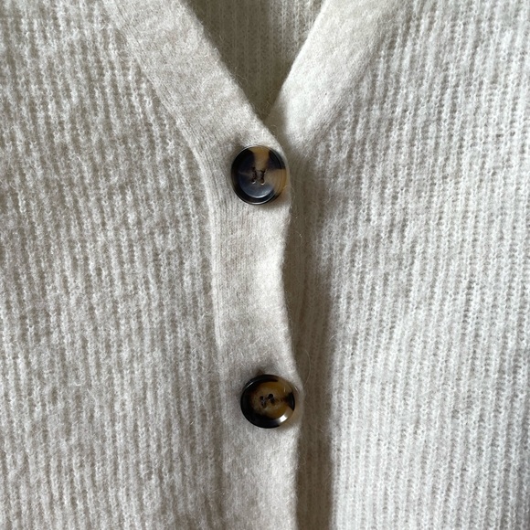 GANNI Ivory Cardigan - Picture 2 of 2